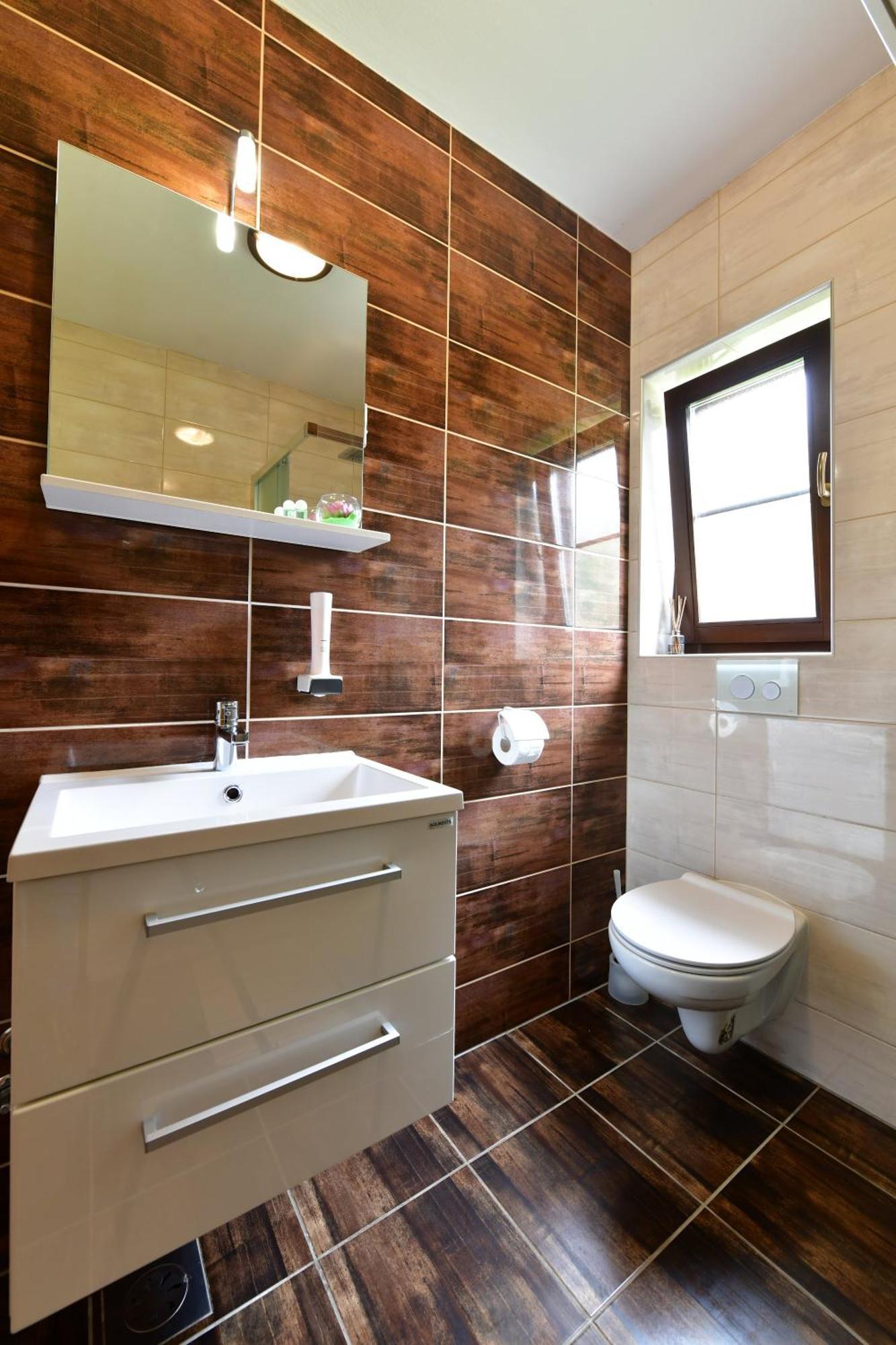 Flora House Apartment Rastovaca Ngoại thất bức ảnh