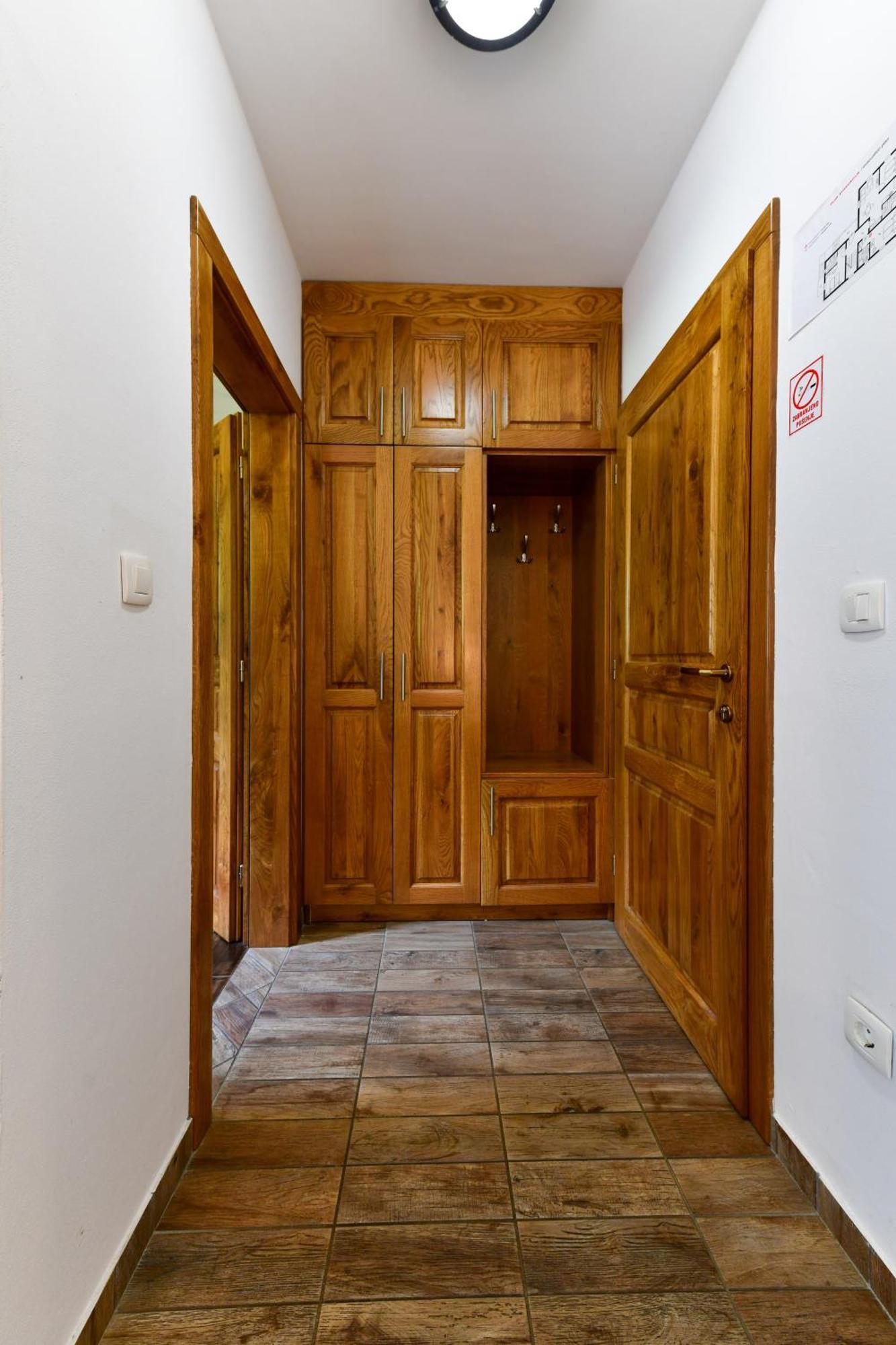 Flora House Apartment Rastovaca Phòng bức ảnh