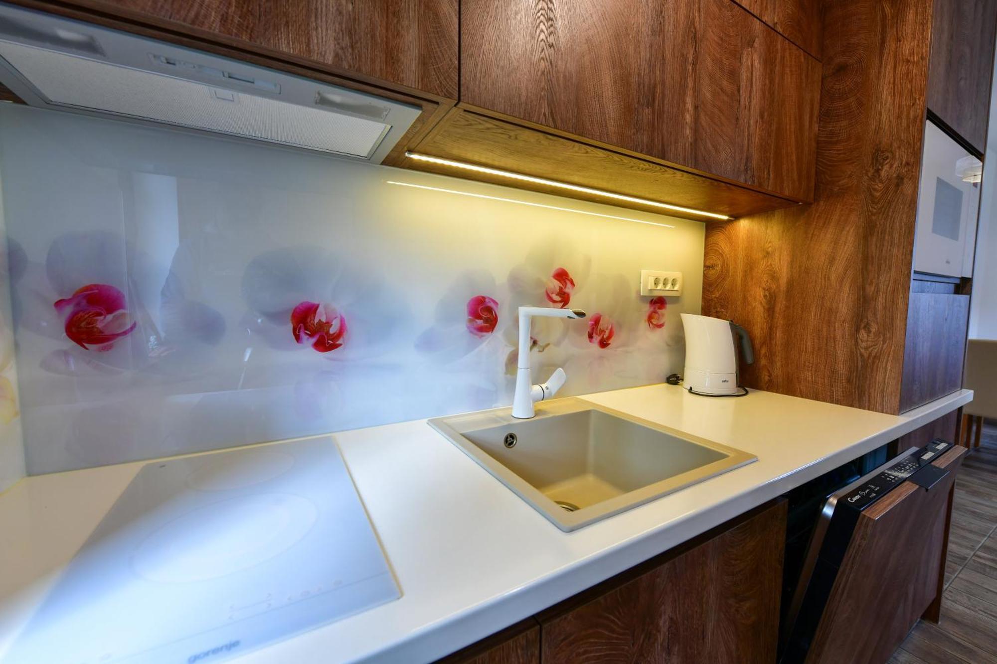 Flora House Apartment Rastovaca Ngoại thất bức ảnh