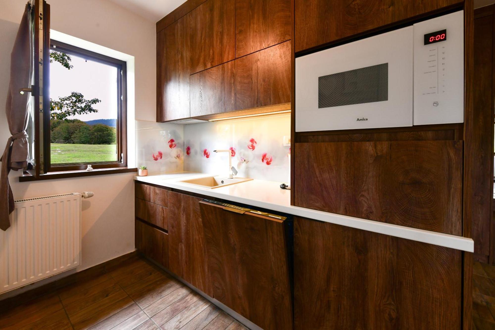 Flora House Apartment Rastovaca Ngoại thất bức ảnh