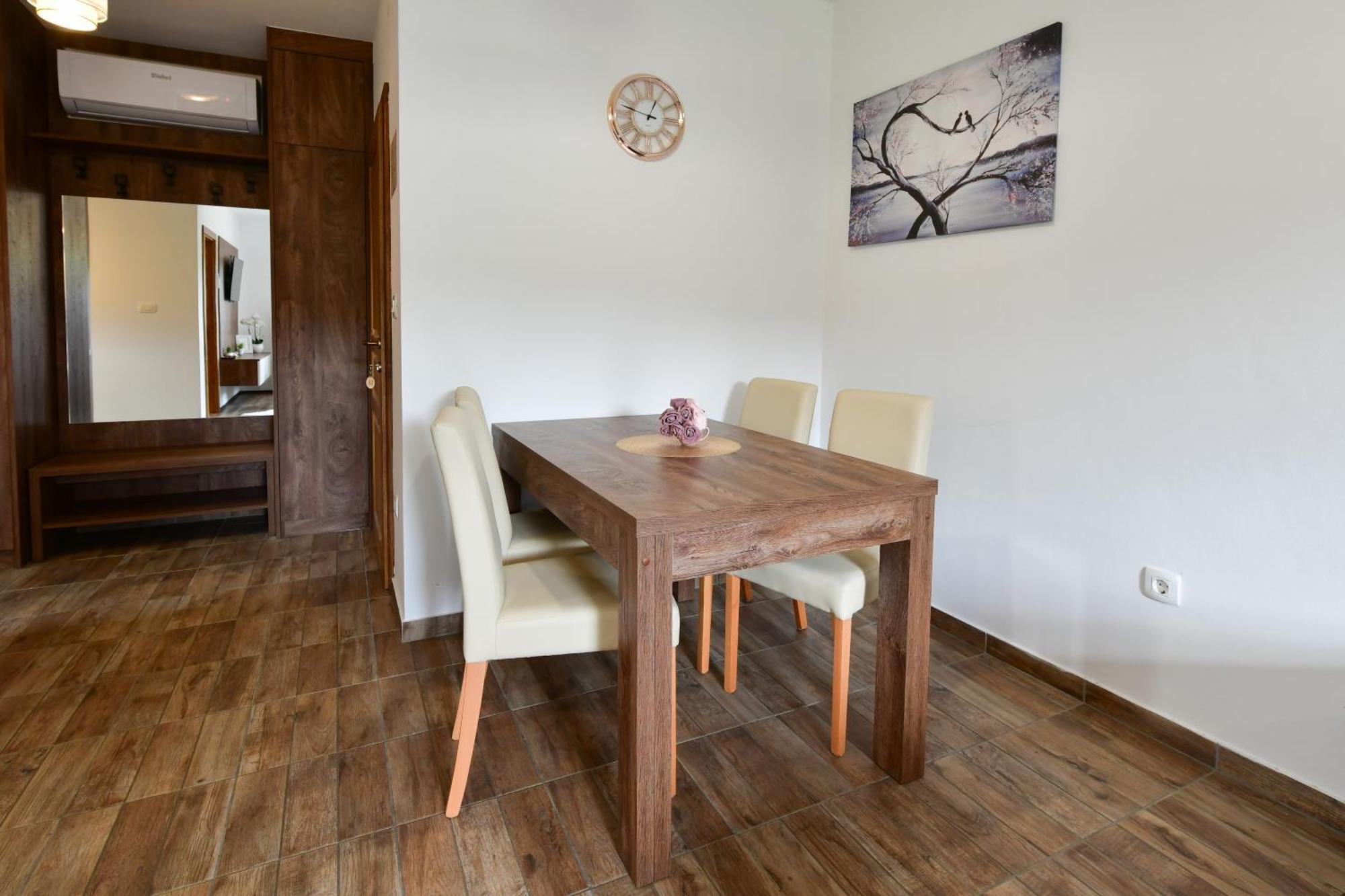 Flora House Apartment Rastovaca Phòng bức ảnh